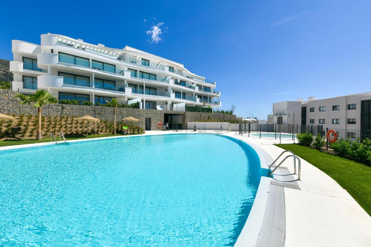 Solmalaga Seaview Pool & Parking Apartment