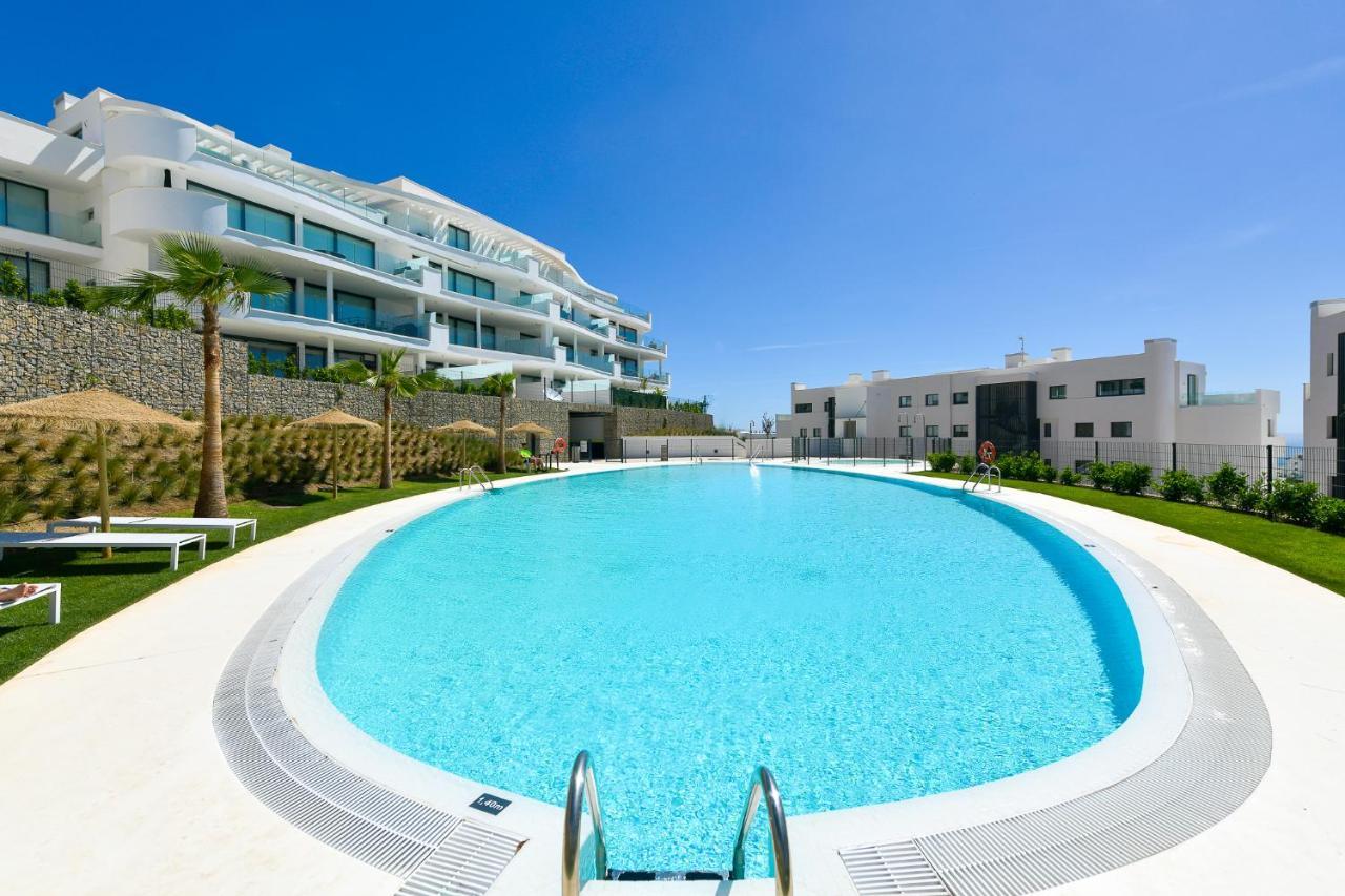Solmalaga Seaview Pool & Parking Apartment *