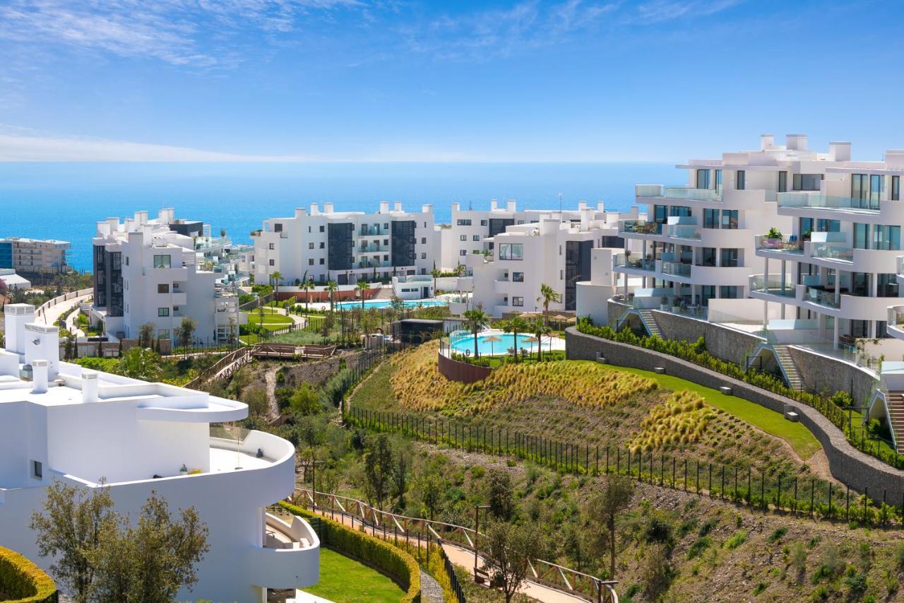 Solmalaga Seaview Pool & Parking Apartment Fuengirola