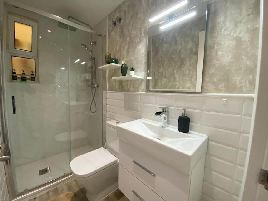 Piso 3 Recien Reformado En Apartamento Fuengirola