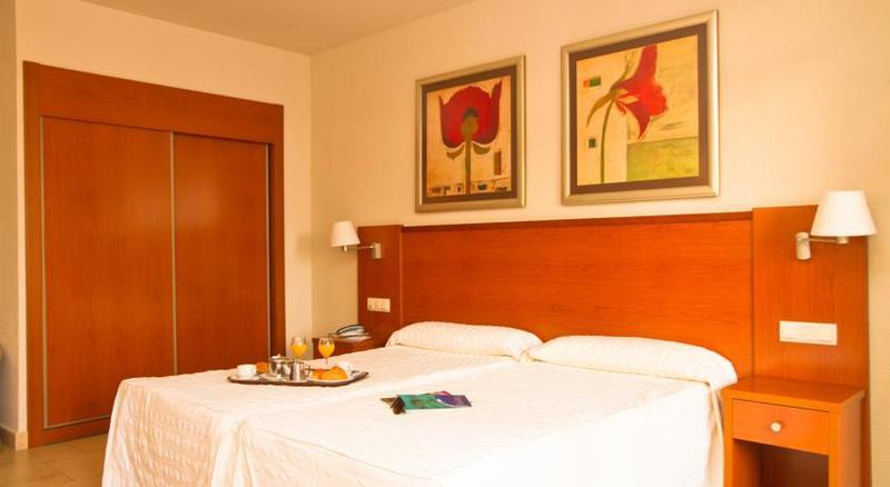 Las Palmeras Affiliated By Fergus 4* Fuengirola