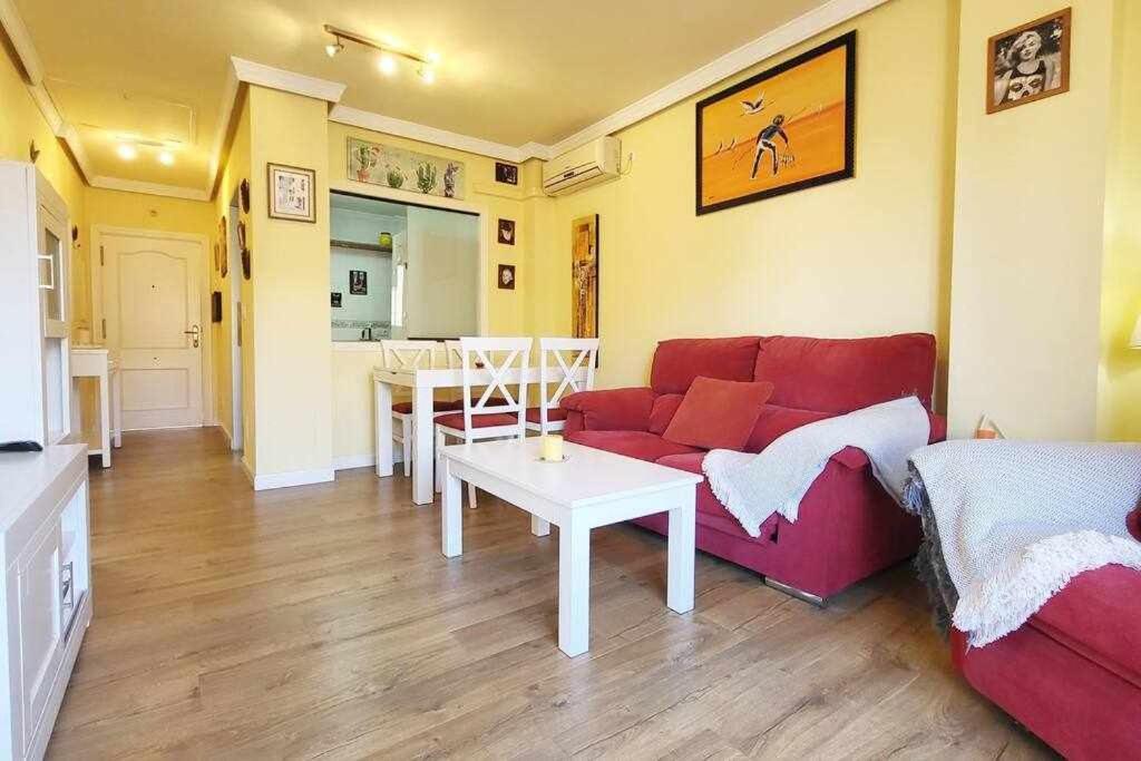 Boliches House 200m Wifi * Fuengirola