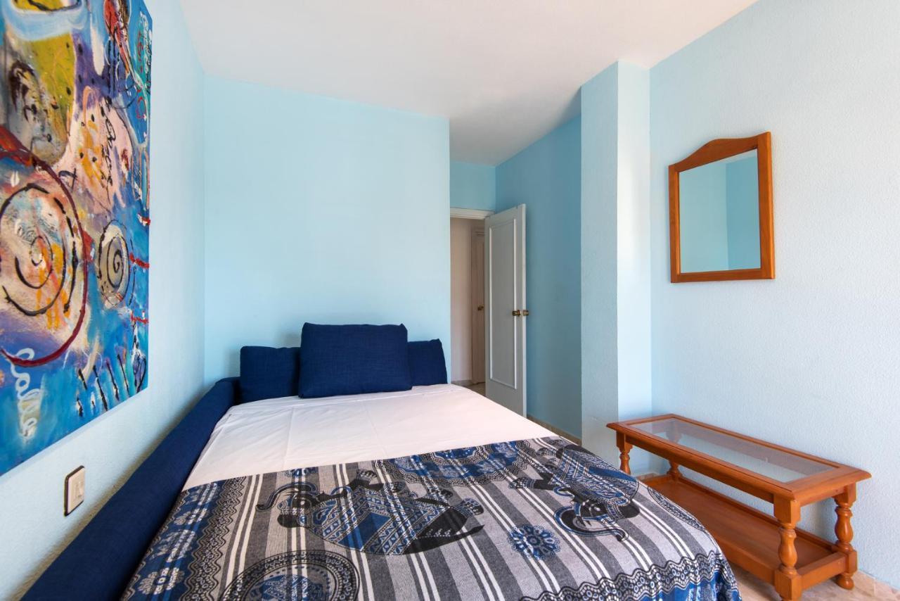Boliches Center Next To The Beach, Parking, Pool & Terrace Apartment Fuengirola