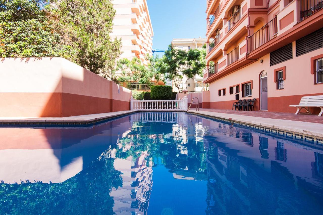 Apartment Boliches Center Next To The Beach, Parking, Pool & Terrace Fuengirola