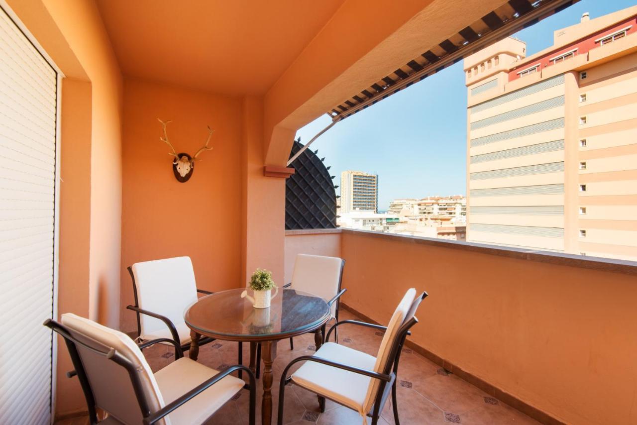 Boliches Center Next To The Beach, Parking, Pool & Terrace Apartment