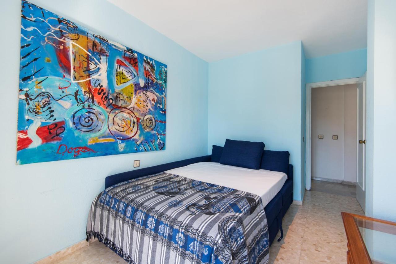 Boliches Center Next To The Beach, Parking, Pool & Terrace Apartment Fuengirola