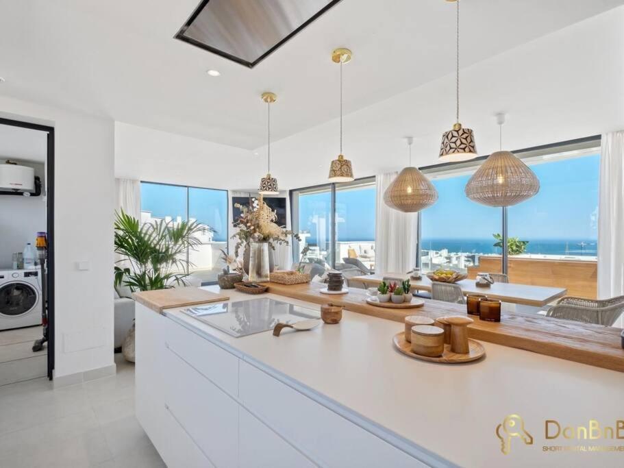 Apartamento Atico De Lujo Con Jacuzzi En Higueron West Fuengirola