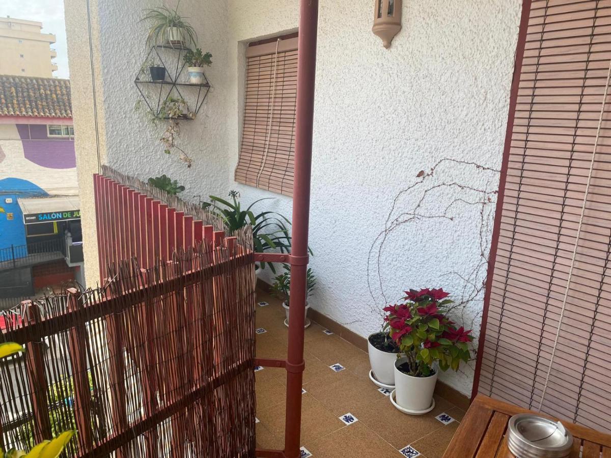 Piso Centrico En Apartamento