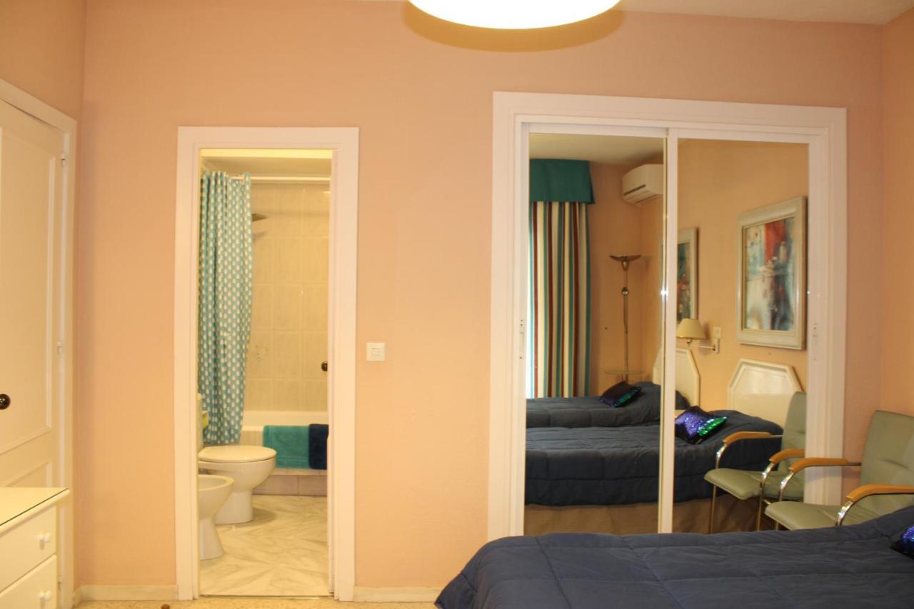 Ronda 3 Beachfront Apartment Fuengirola