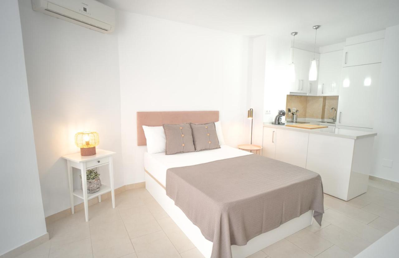 Apartment New Studio, And - Sun By 10tosea *
