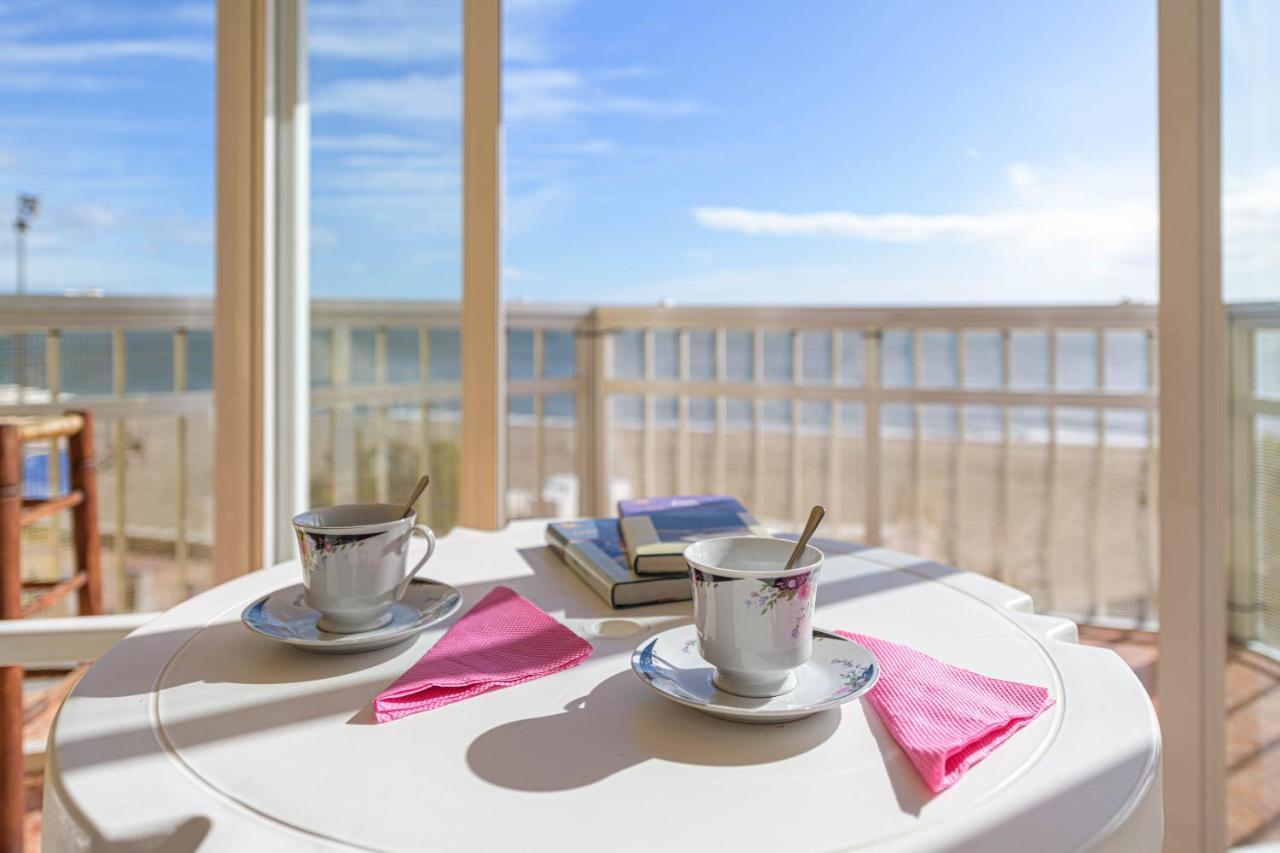 Great Location And Frontal Sea View Apartamento