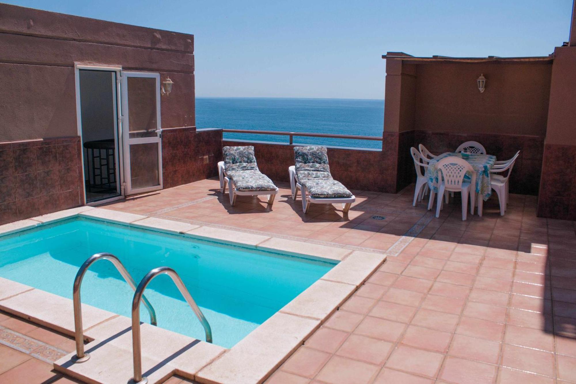 Huoneisto Atico Con Piscina Privada Y Vistas Al Mar Fuengirola