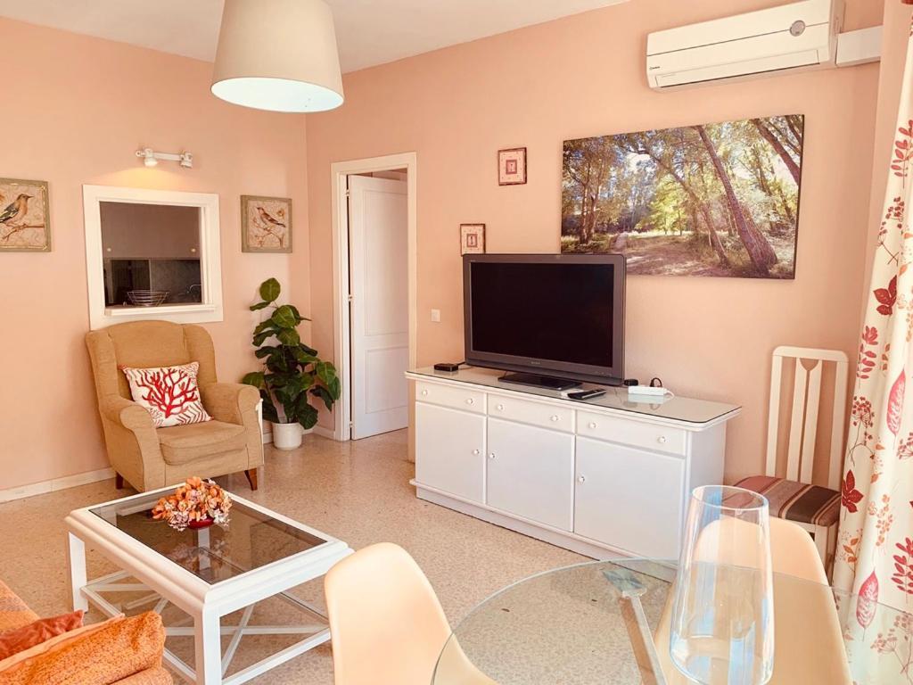 Ronda 3 Beachfront Apartment *