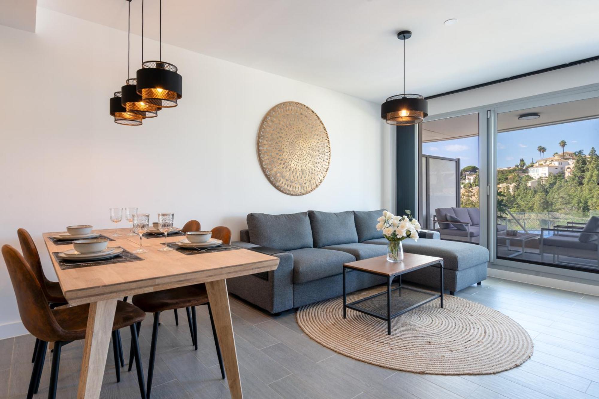 Appartement Modern With Sea And Poolview