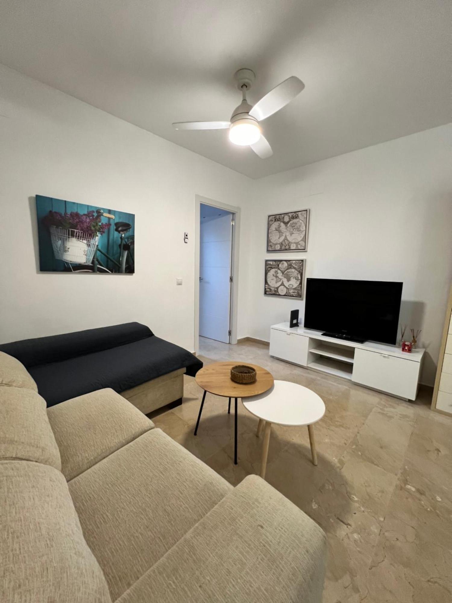 Apartment Sweet Apartament