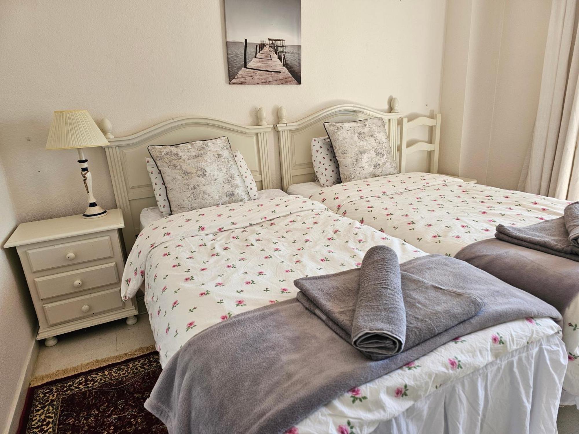 Apartamento Rymlig Laegenhet Foer 7,8 Persons In Boliches, Fuegirola Fuengirola