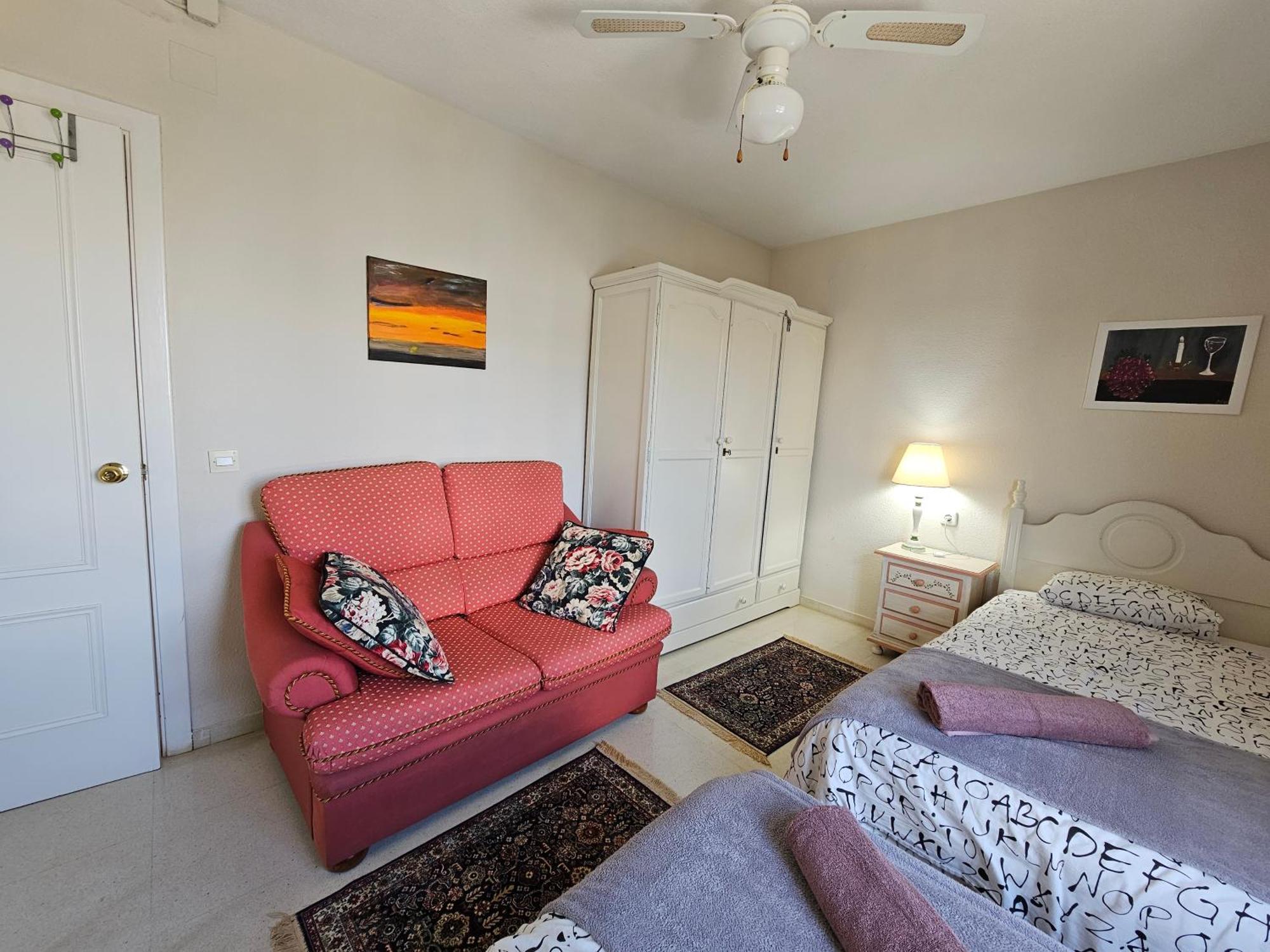 Apartamento Rymlig Laegenhet Foer 7,8 Persons In Boliches, Fuegirola