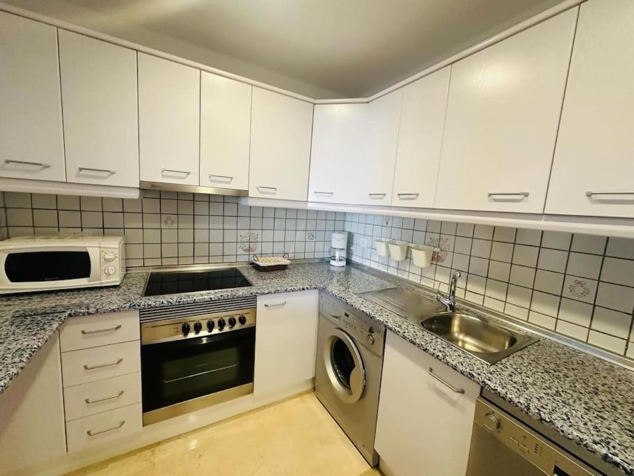 Flat In Matchroom Golf Pool Beach Fuengirola