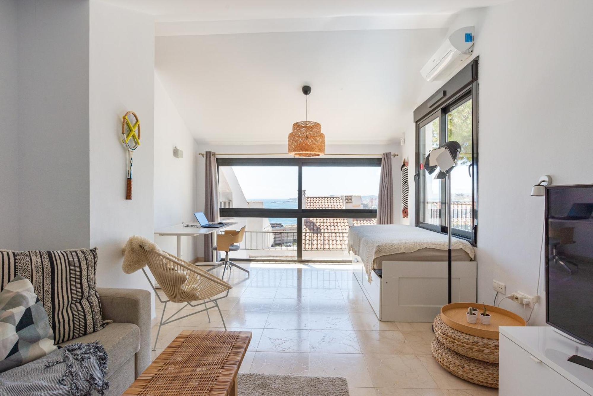 Modern Townhouse With Stunning View Сasa de vacaciones