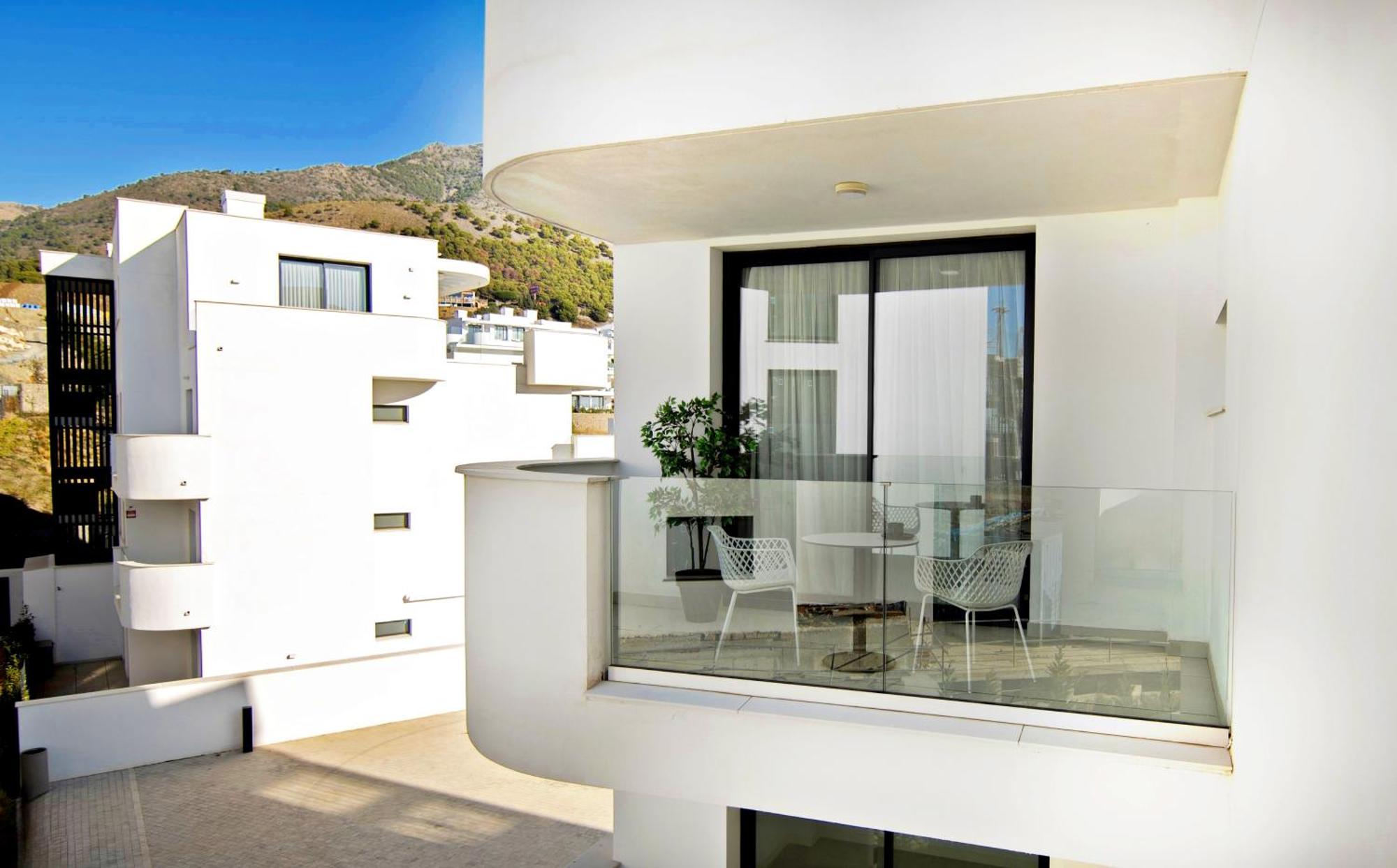 Mara's Higueron West - Mediterranean Style - & Golf - Large Sunny Terrace !!!! Appartement
