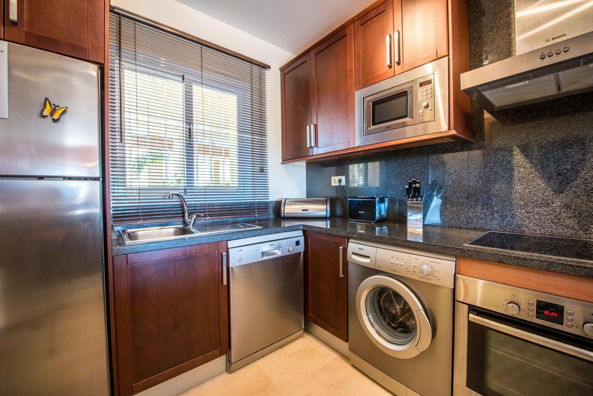 Appartement Malibu Jacuzzi Penthouse By Costarentals - Ref 242 *
