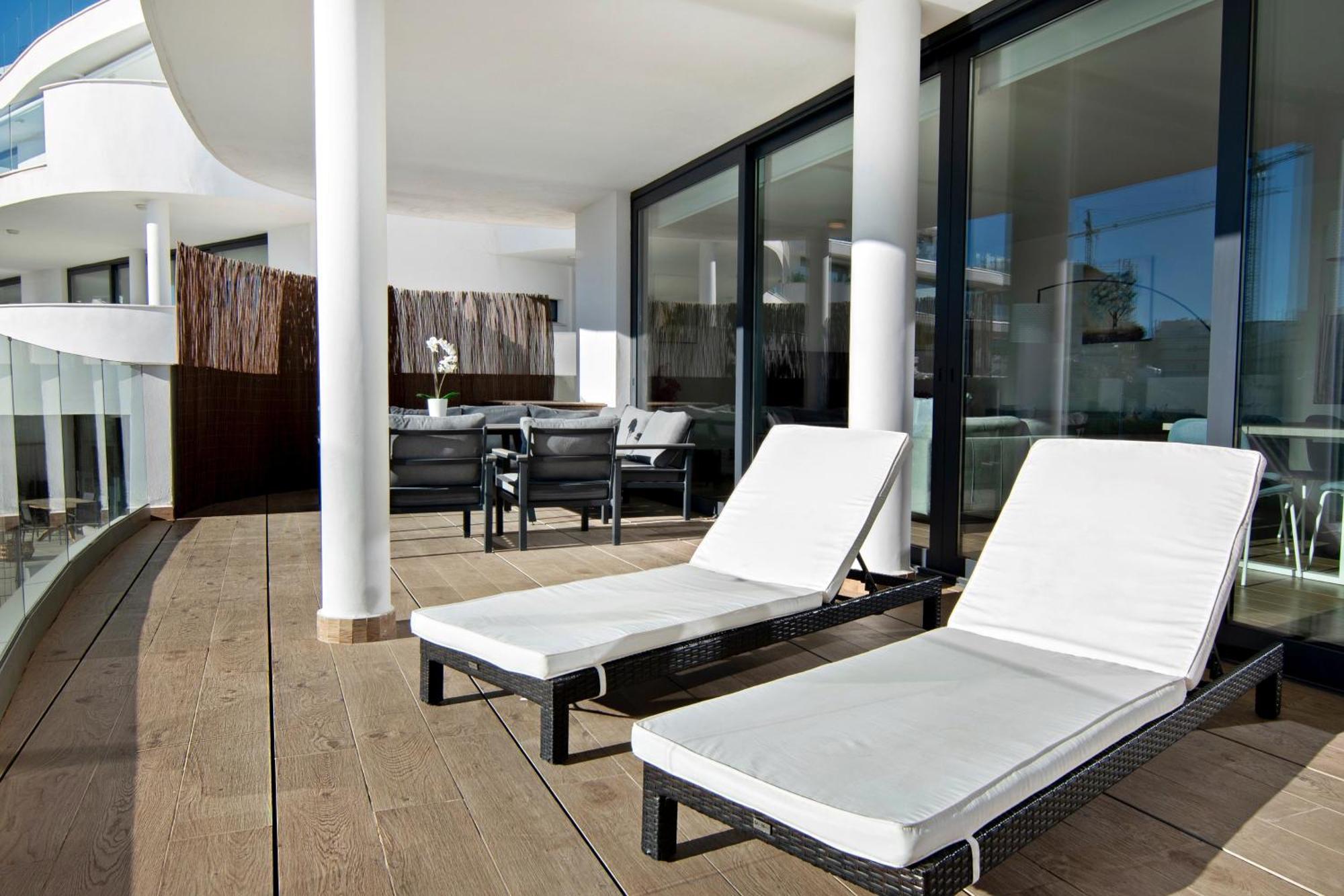 Mara's Higueron West - Modern Large - Terrace With Sea Views And Afternoon Sun !!!! Apartment