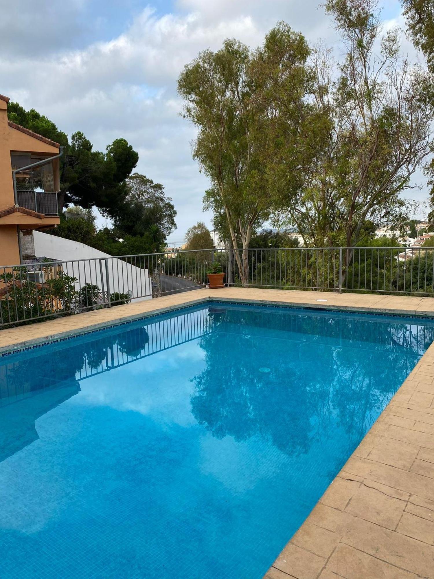 Apartament Pool & Parking * Fuengirola