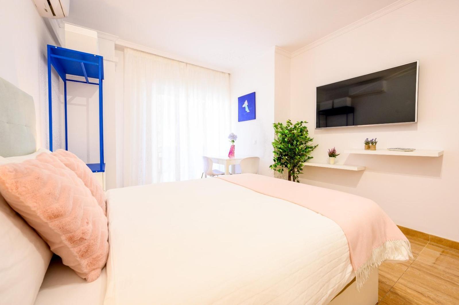 El Yate In Front Of The Sea By 10tosea Apartment Fuengirola