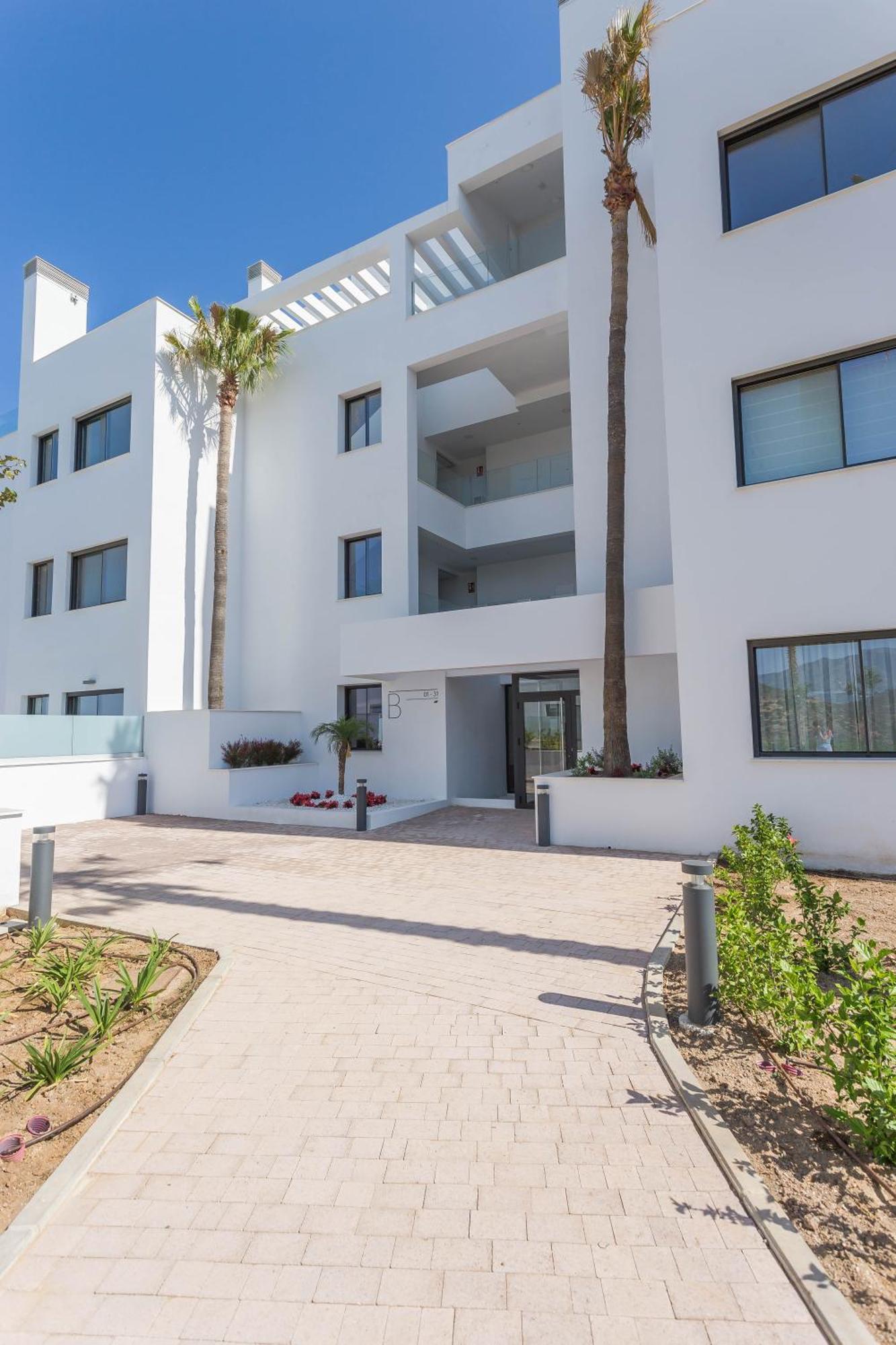 Luxury 2br Seaviews - Santa Barbara Heights