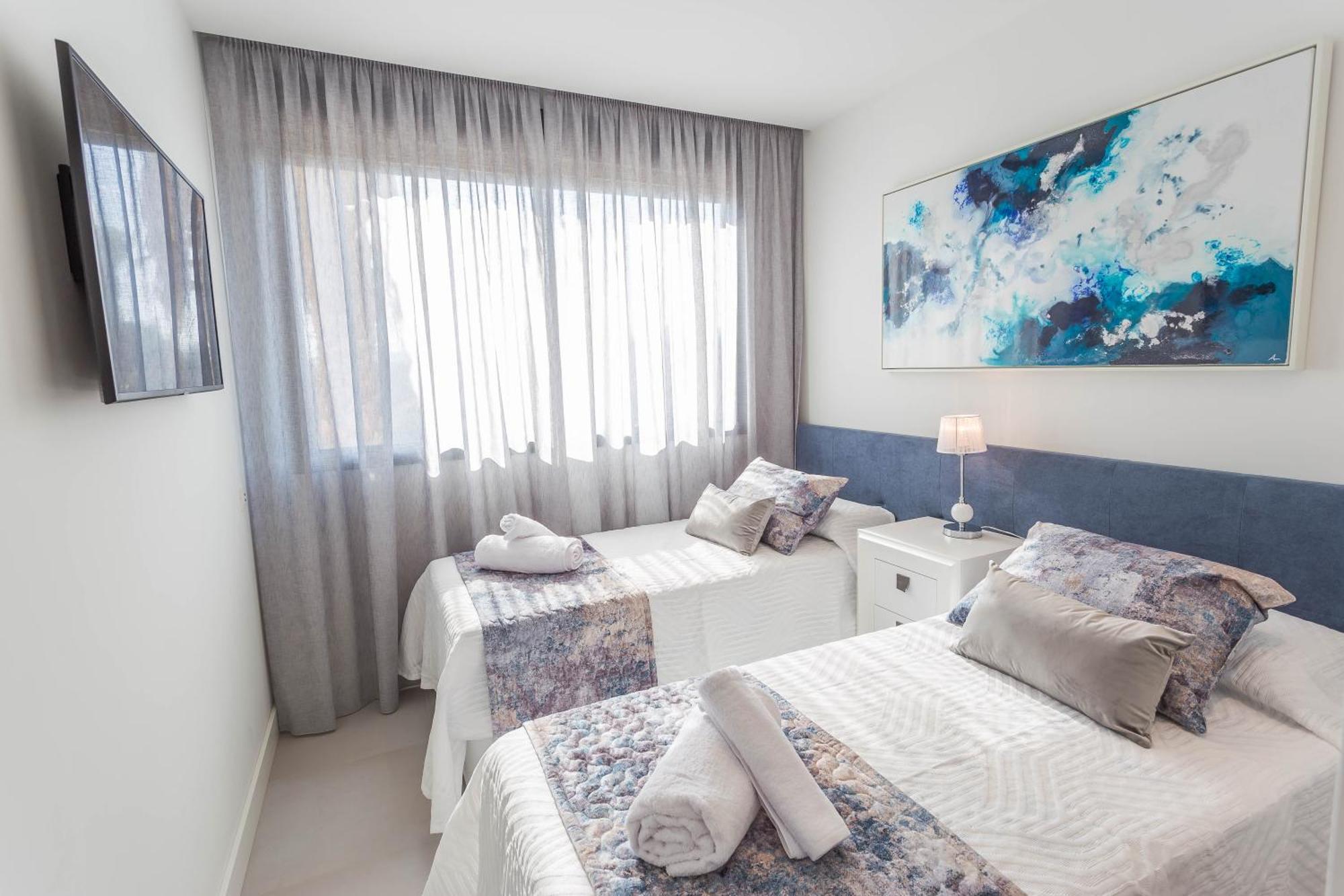 Luxury 2br Seaviews - Santa Barbara Heights *