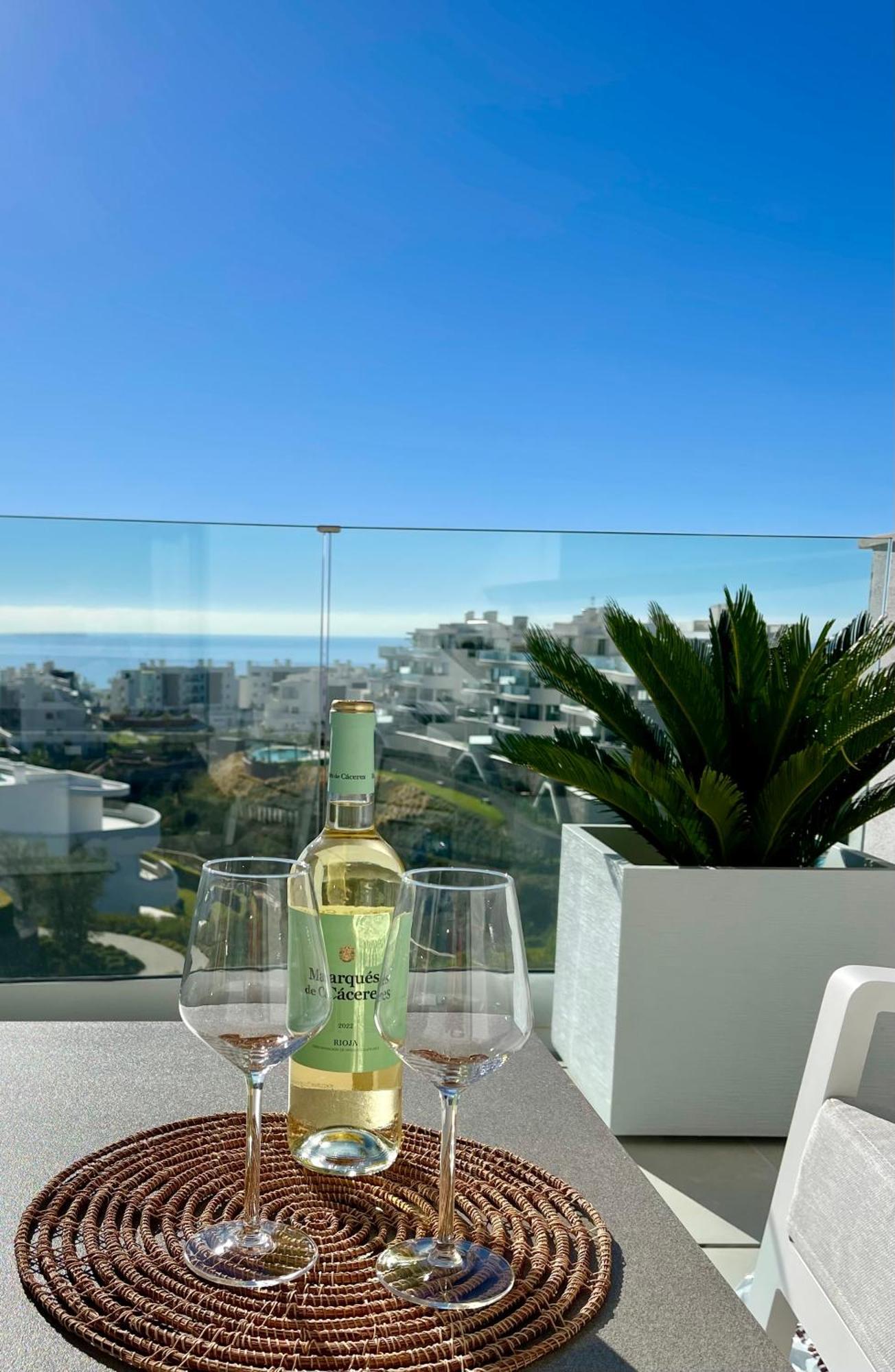 Solmalaga Seaview Pool & Parking * Fuengirola