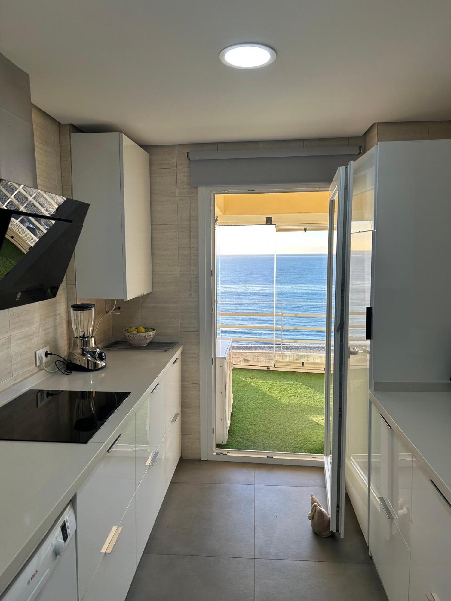 En Primera Linea/beachfront Huoneisto