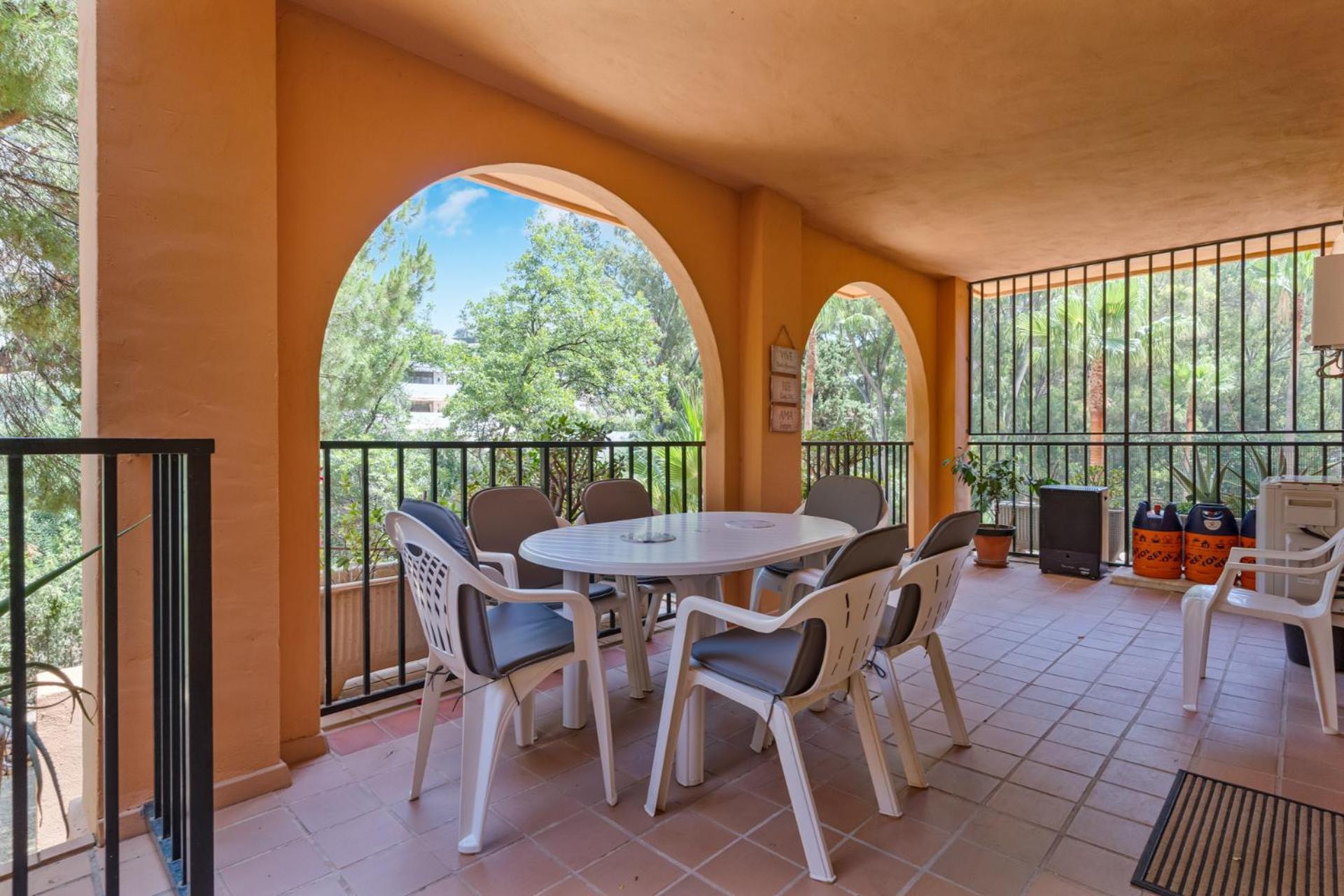 Apartment Family With Pool In By Costarentals - Ref 225 *