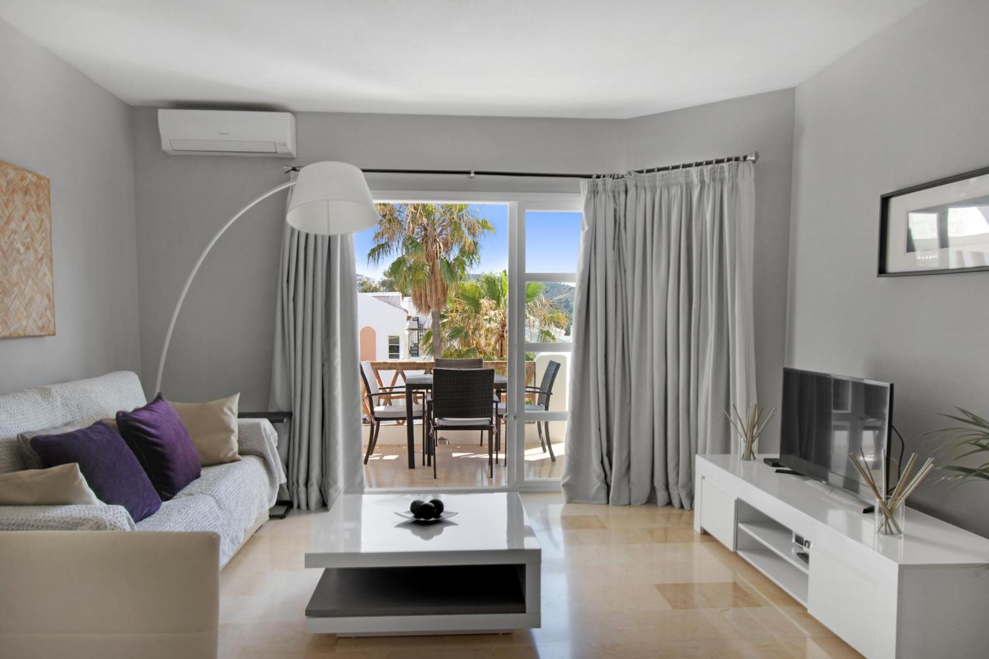 Apartment En Complejo Con Piscina, Padel Y Restaurante Con Vistas Al Golf En Mijas - Matchroom 83