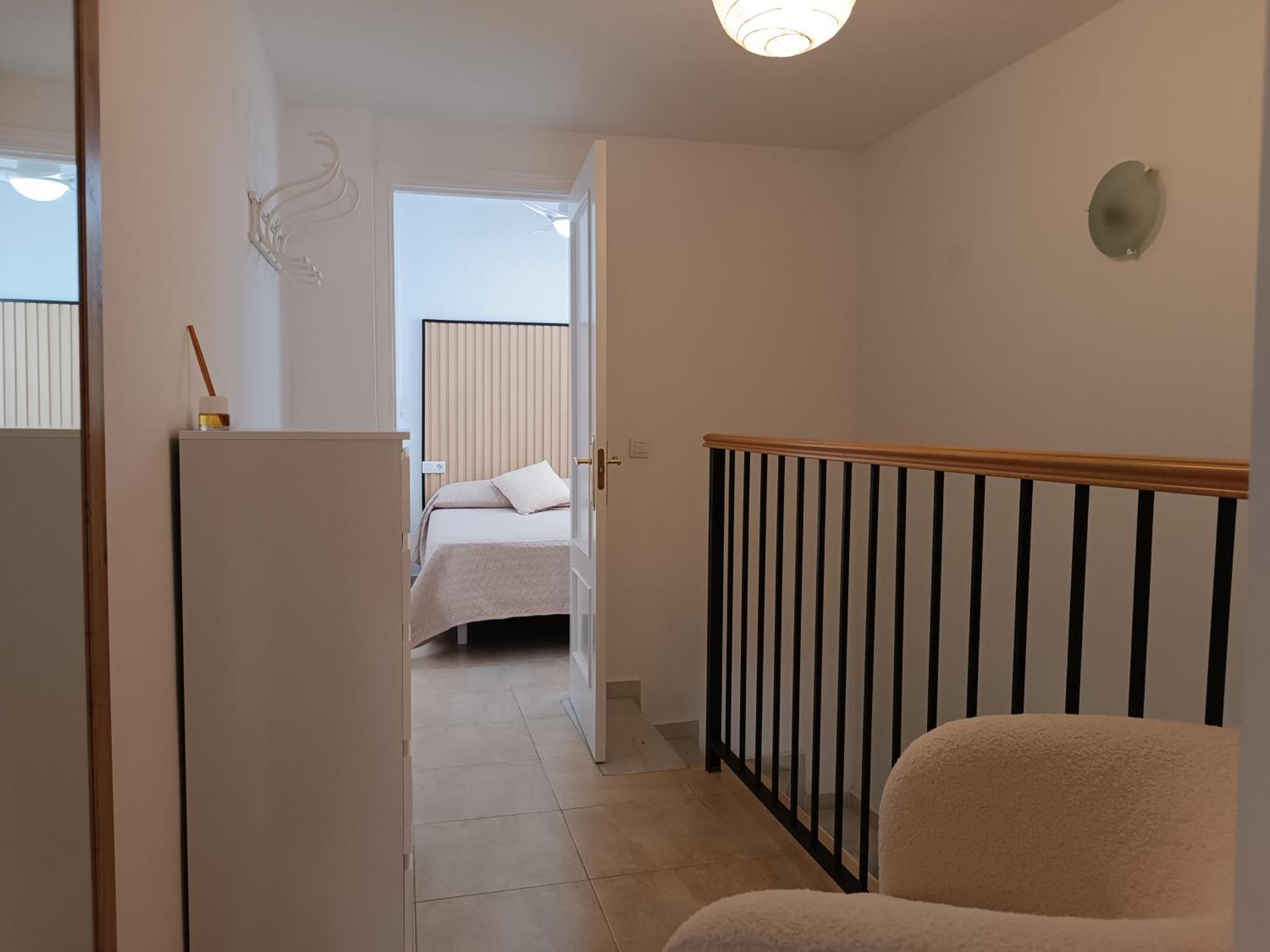 Amazing & Renovated 2-bedroom Flat In *