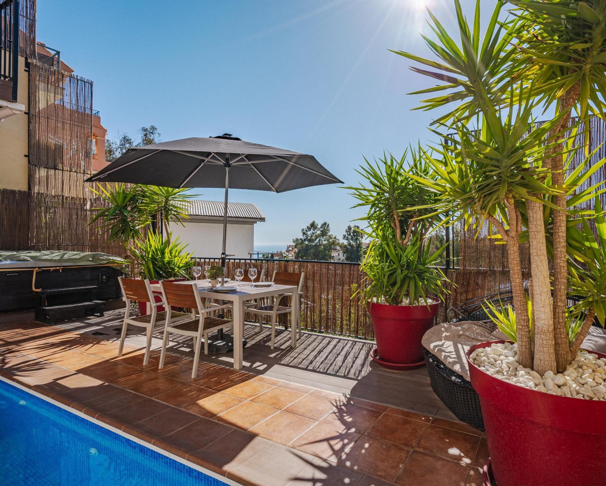 Bella Vista - Modern Private With 5 Bedrooms, Divided Into 2 Apartments, Sea View, And Pool * Fuengirola