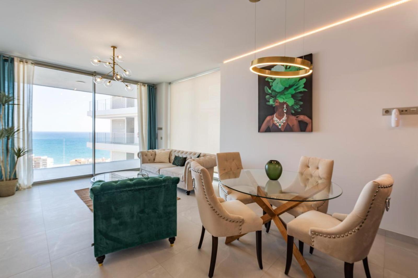 Golden Luxury 2 Bedroom Sea View * Fuengirola