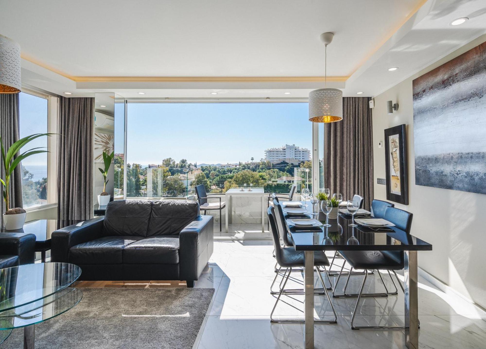 Bella Vista - Modern Private With 5 Bedrooms, Divided Into 2 Apartments, Sea View, And Pool * Fuengirola