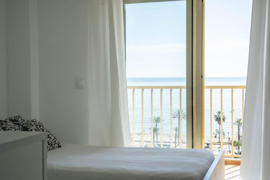 Spacious Three Bedroom Penthouse Fuengirola