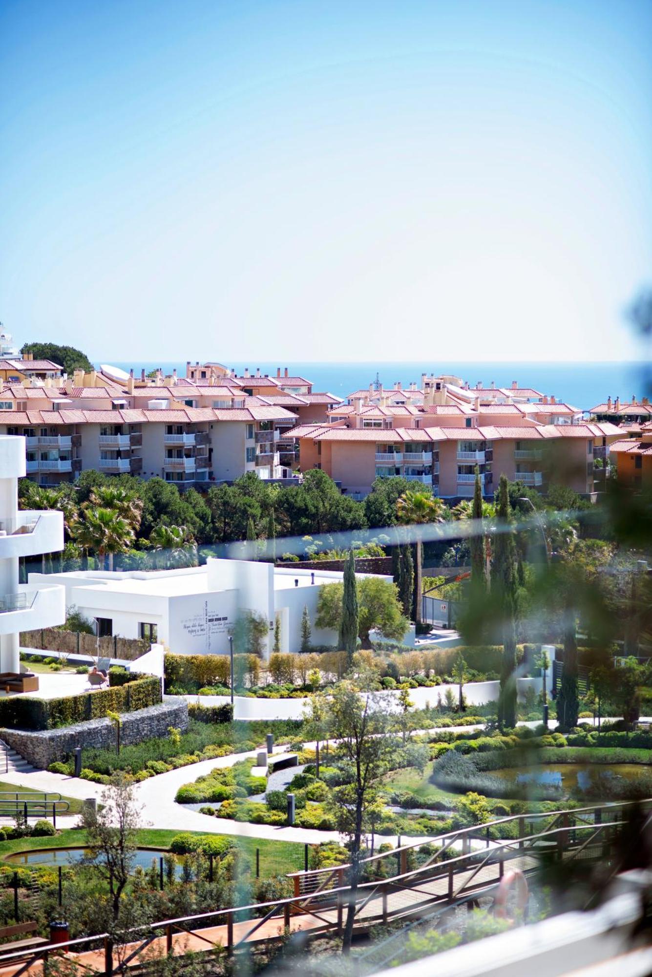 Mara's Higueron West - Mediterranean Style - & Golf - Large Sunny Terrace !!!! * Fuengirola