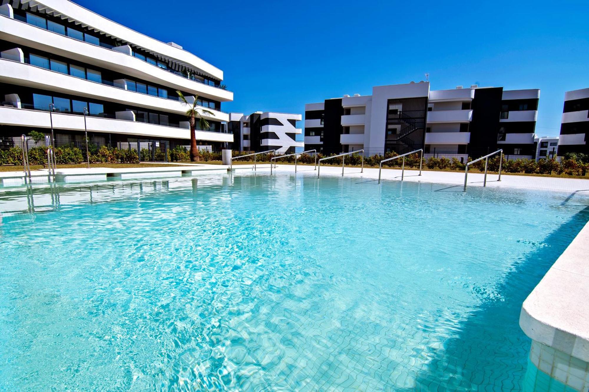 Apartment Mara's Higueron West - And Sport - Terrace With Afternoon Sun Fuengirola