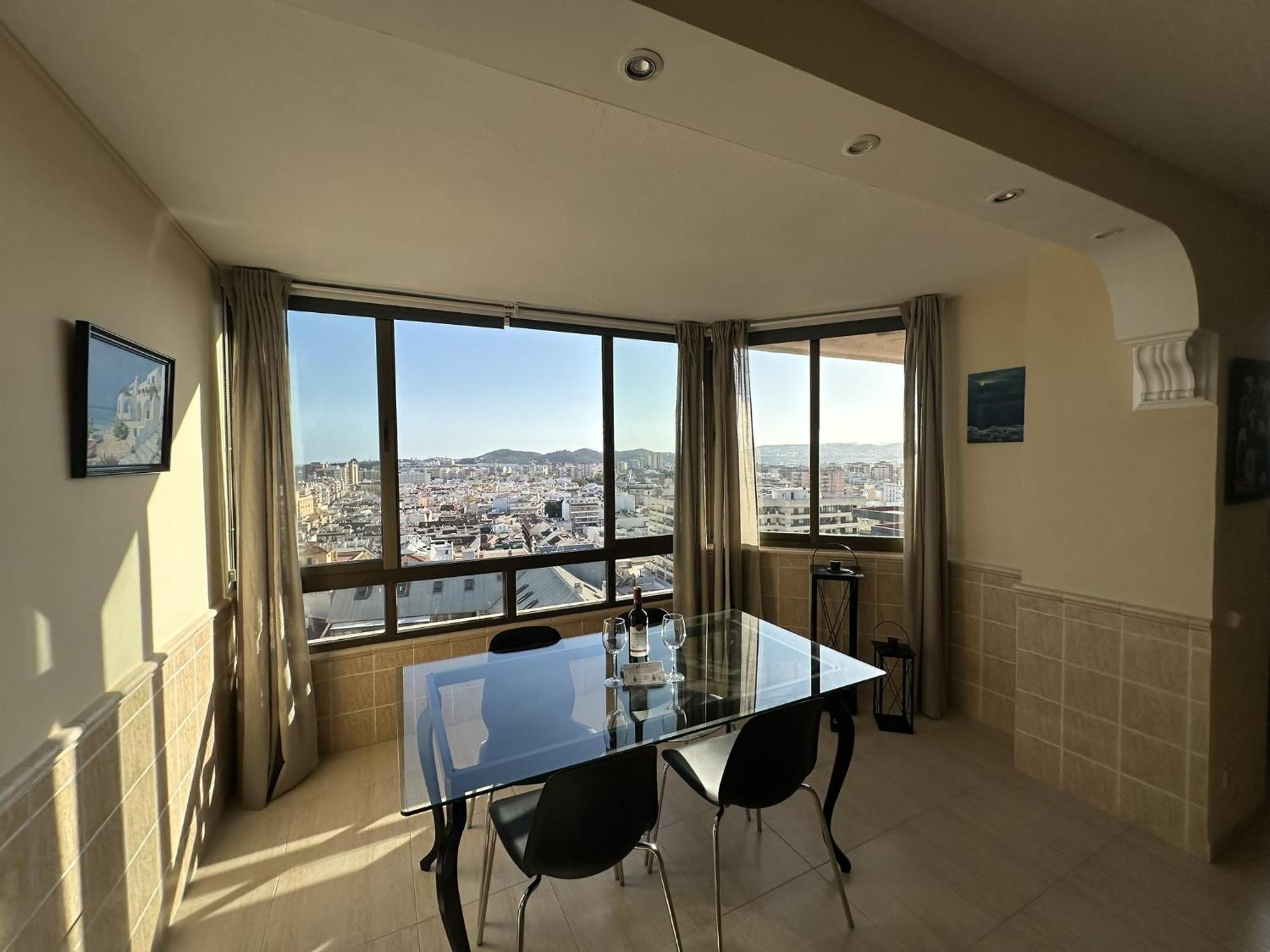 Apartamento Apto Con Vistas Al Mar A 1min De Playa Fuengirola