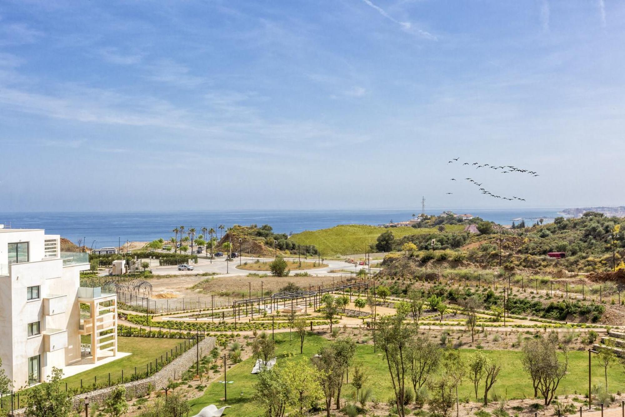 Appartement Vivi Homes - Panorama Pool, Golf, Terrace & Sea View