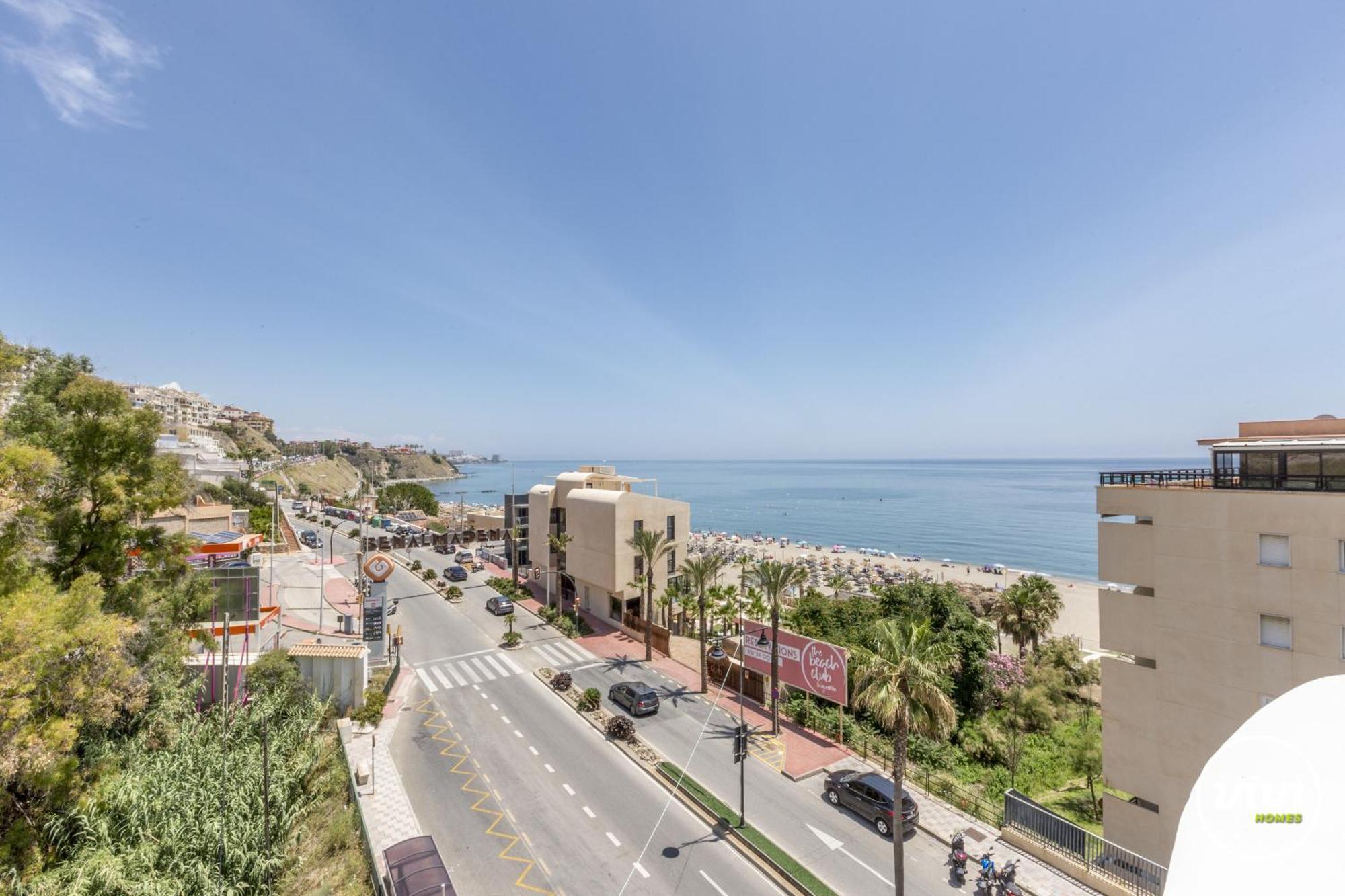 Apartamento Vivi Homes - Azul Pool, Terrace & Sea View