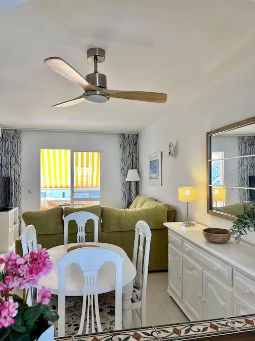 Apartment Torreblanca Gaviotas Junto Al Mar *