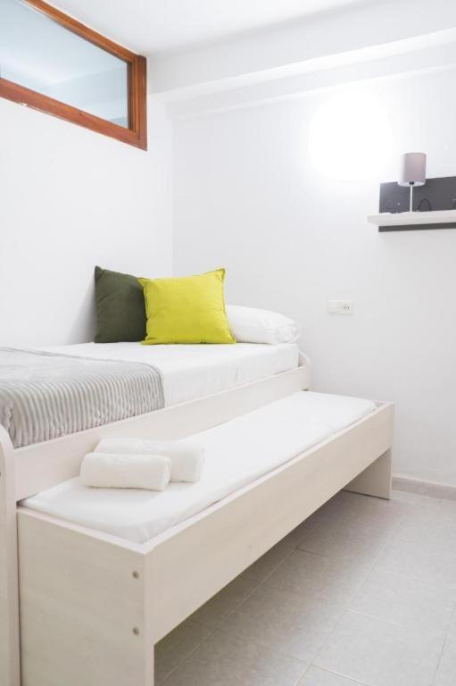 Beautiful Coastal 3-bedroom - 1 Minute Away From Fuengirola