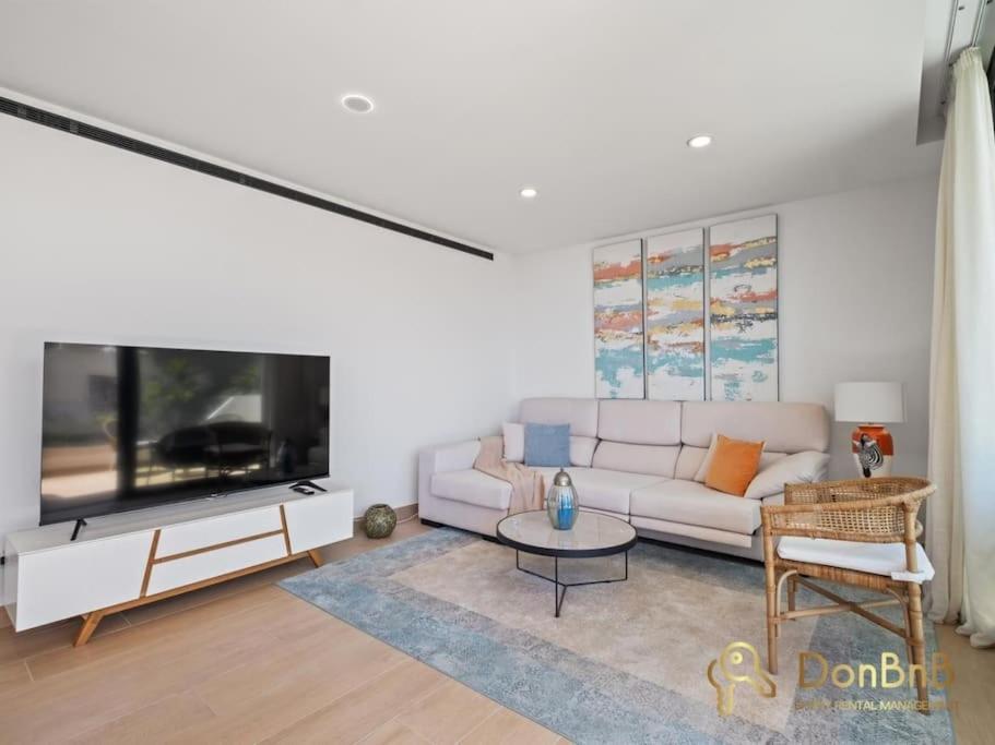 Apartment Luxury Flat In Higueron West *