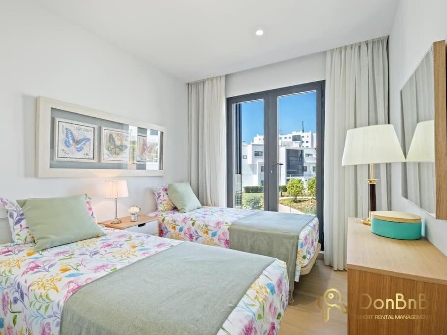 Apartment Luxury Flat In Higueron West *