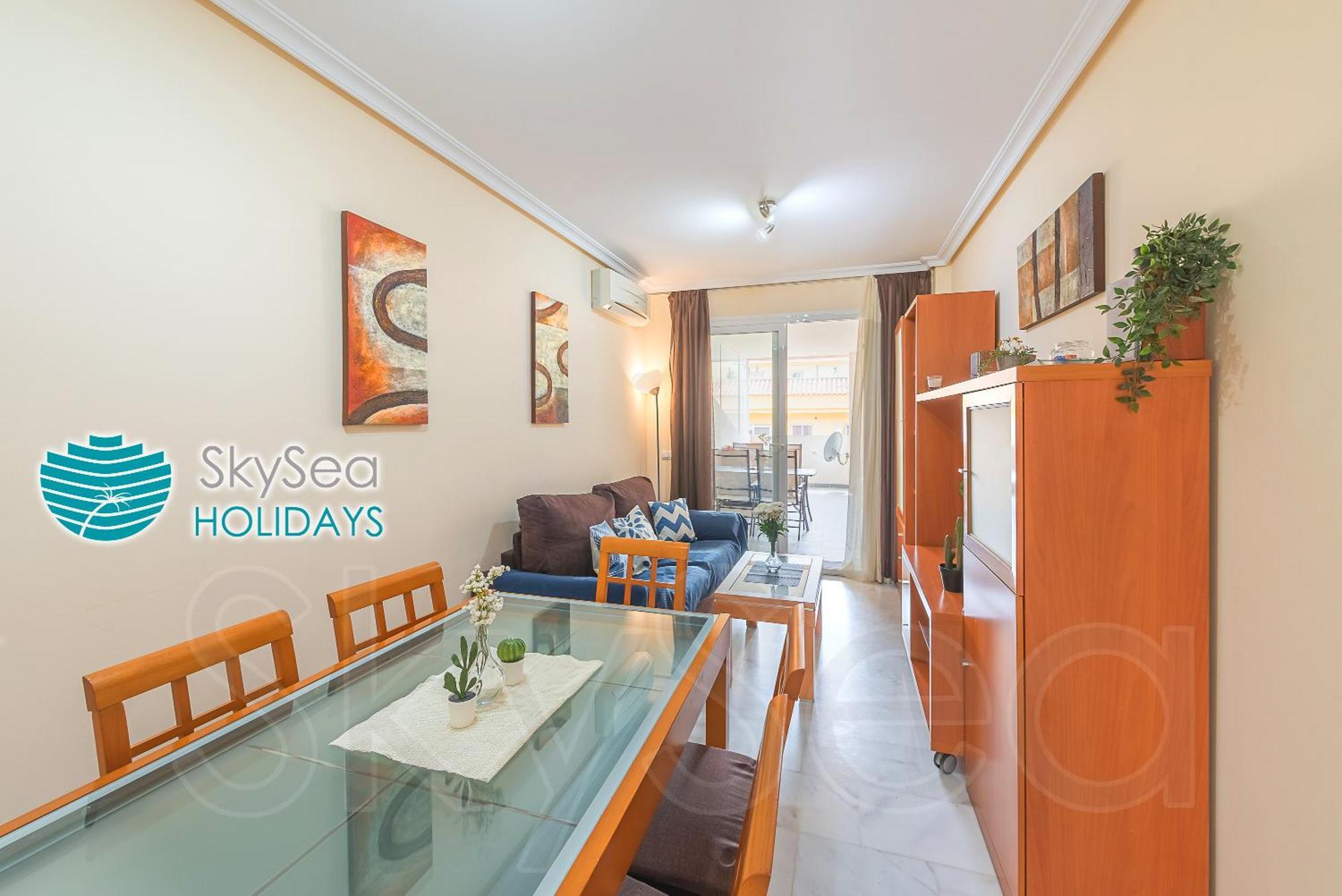 Sky Sea Holidays Huoneisto Fuengirola