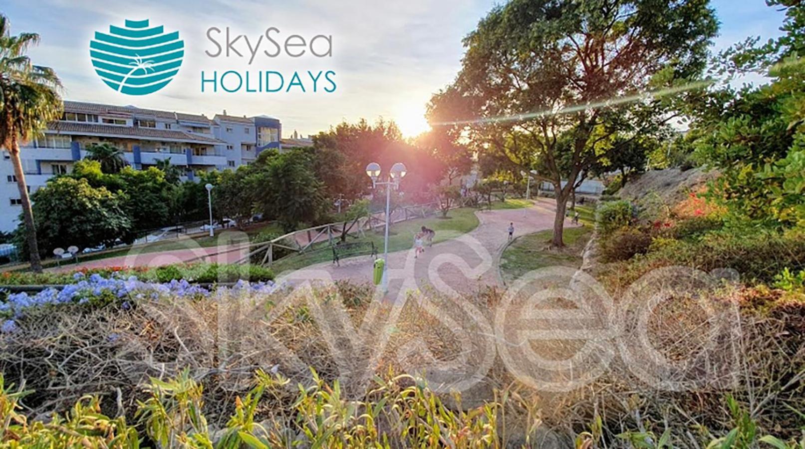 Sky Sea Holidays * Fuengirola